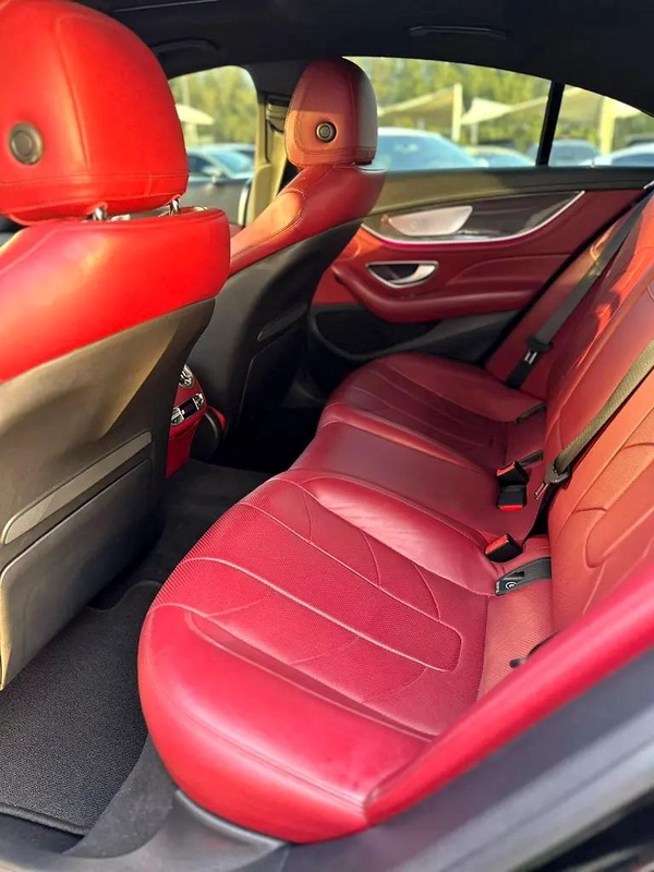 MERCEDES BENZ CLS53 AMG GCC FULL OPTION FULL SERVICE HISTORY PERFECT CONDITION