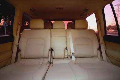 Land Cruiser GXR | Platinum Edition | GCC Specs | REF #T38206-11