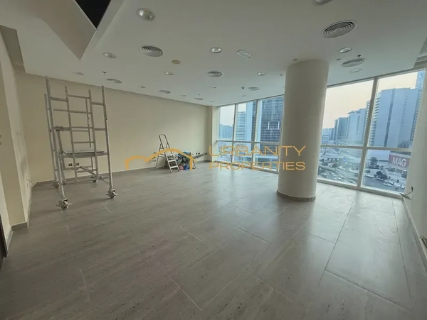 Brand New Office Space with Canal & Downtown Views in B2B Tower â€“ 115k AED