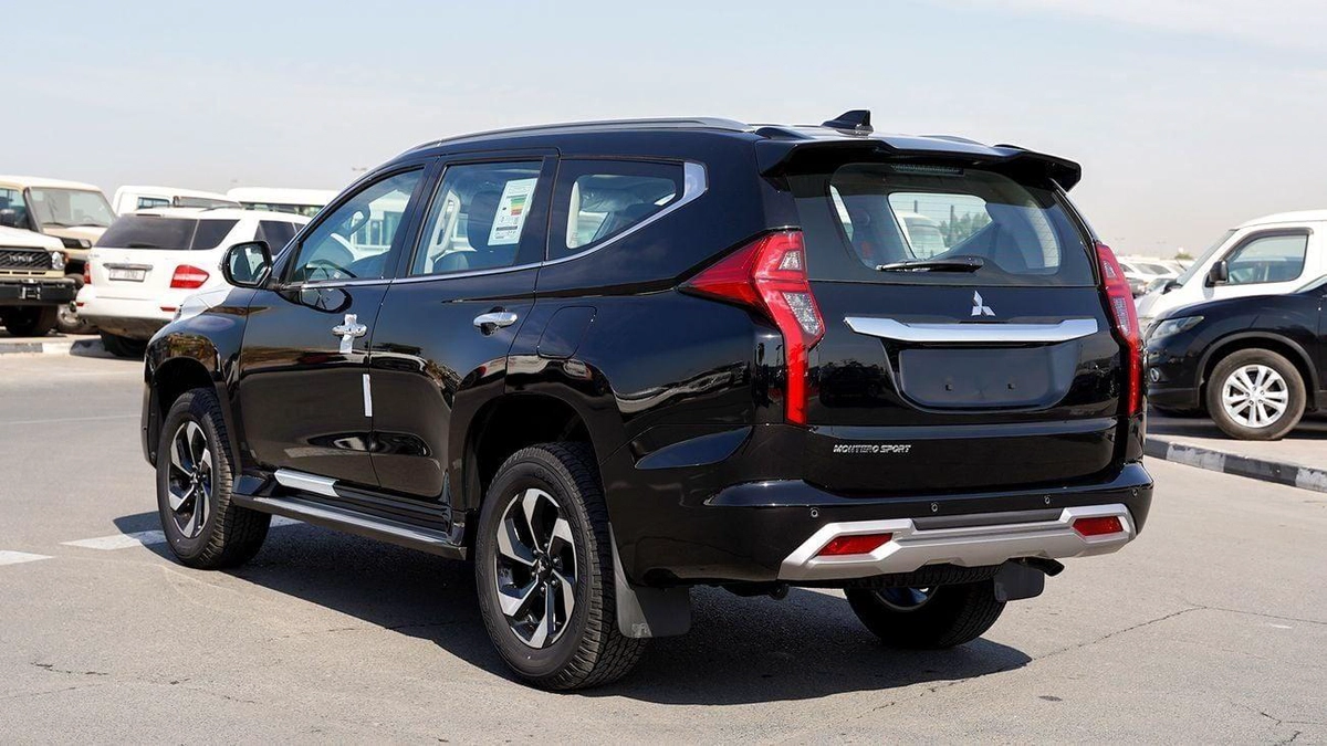 Mitsubishi Montero Sport Brand New 2026 Mitsubishi Montero Sport GLS (H61) 3.0L 6-Cylinder SUV – GCC Specs | Export Ready-14-14