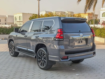 TOYOTA PRADO 2014 FACELIFTED 2023 WITH INTERIOR AND EXTERIOR GCC V4 2.7L IN EXCELLENT CONDITION-12