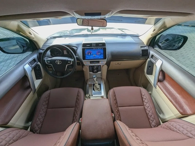 TOYOTA PRADO 2014 FACELIFTED 2023 WITH INTERIOR AND EXTERIOR GCC V4 2.7L IN EXCELLENT CONDITION-2