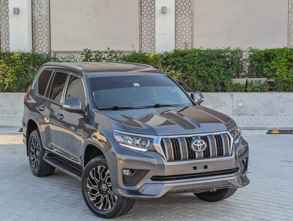 TOYOTA PRADO 2014 FACELIFTED 2023 WITH INTERIOR AND EXTERIOR GCC V4 2.7L IN EXCELLENT CONDITION