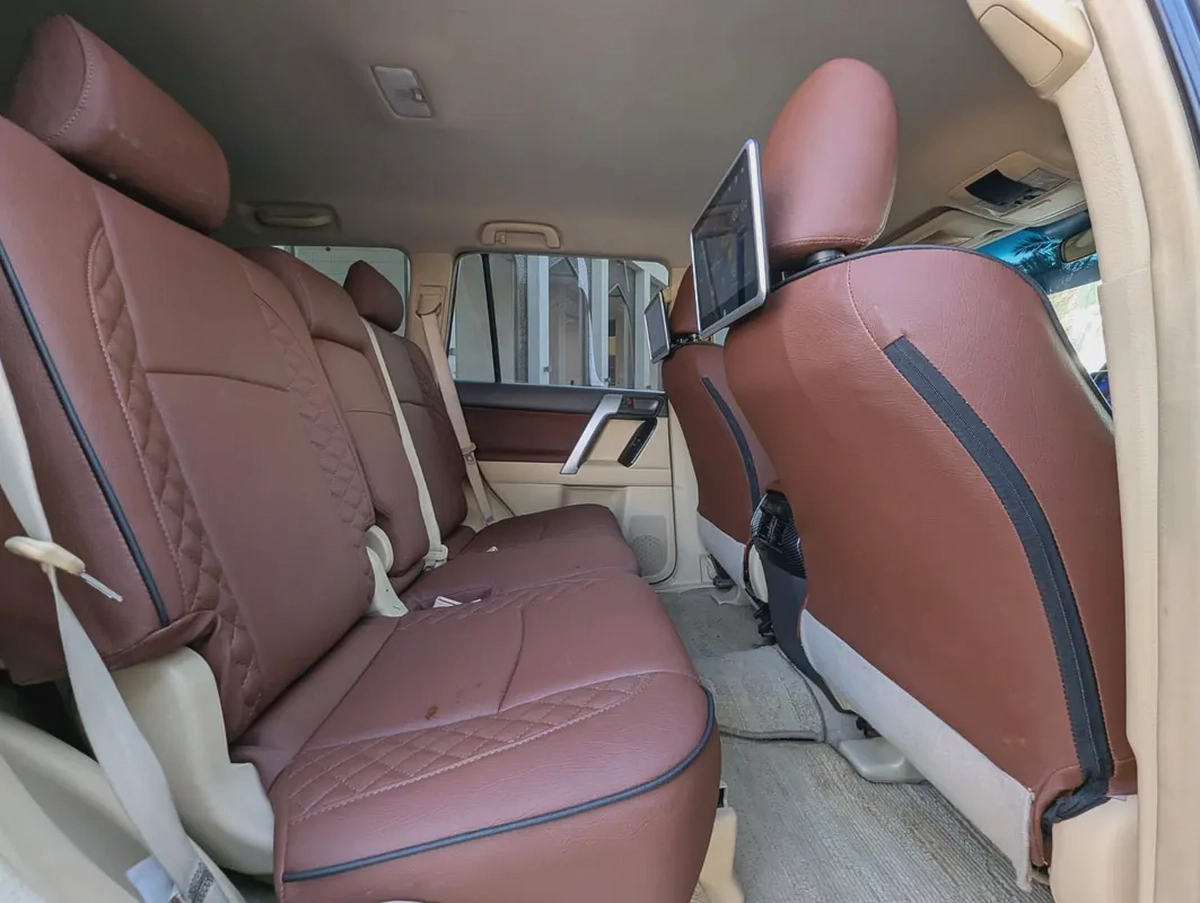 TOYOTA PRADO 2014 FACELIFTED 2023 WITH INTERIOR AND EXTERIOR GCC V4 2.7L IN EXCELLENT CONDITION