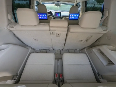 Toyota Prado TXL 2023 - GCC Specs - V4 2.7L - Accident free In excellent condition-10