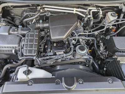 Toyota Prado TXL 2023 - GCC Specs - V4 2.7L - Accident free In excellent condition-13