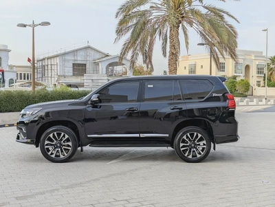 Toyota Prado TXL 2023 - GCC Specs - V4 2.7L - Accident free In excellent condition-16