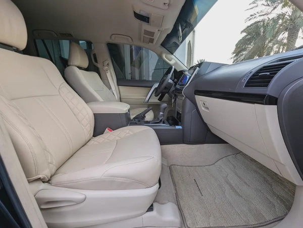 Toyota Prado TXL 2023 - GCC Specs - V4 2.7L - Accident free In excellent condition