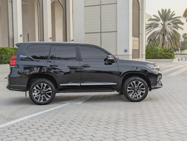 Toyota Prado TXL 2023 - GCC Specs - V4 2.7L - Accident free In excellent condition