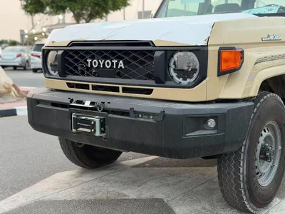 Toyota Land Cruiser 70 HT S- DLX-11