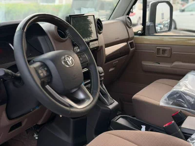 Toyota Land Cruiser 70 HT S- DLX-3