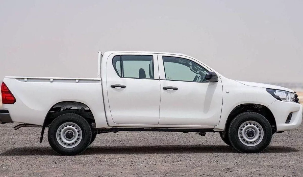 Toyota Hilux GL 2.4L Double Cab Utility-2-0