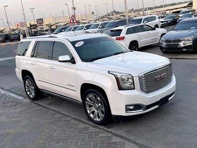GMC Yukon Denali 2016 GCC Specs - Excellent Condition-7