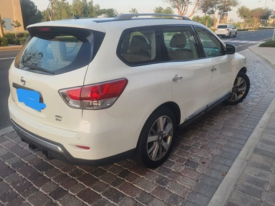 4X4 Nissan Pathfinder SV 2014 GCC Specs single owner used perfect condition-15