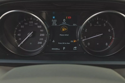 Land Rover Discovery 2019-7