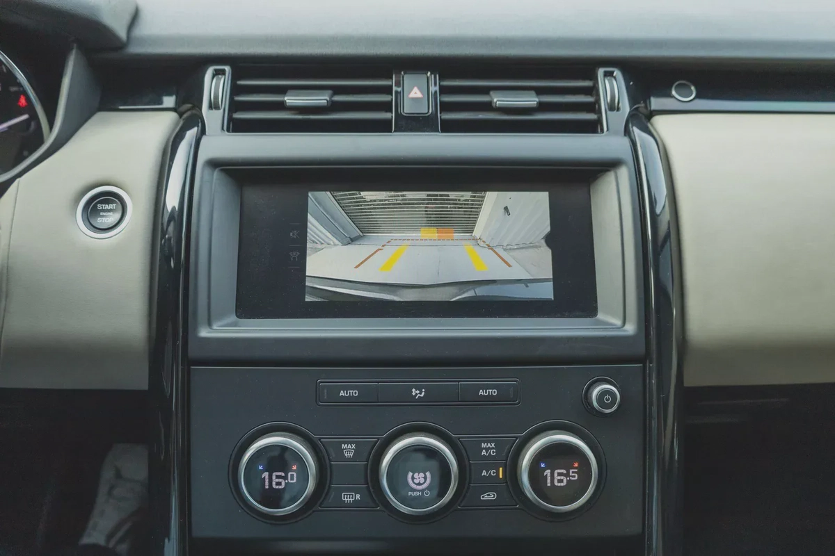 Land Rover Discovery 2019-12-12