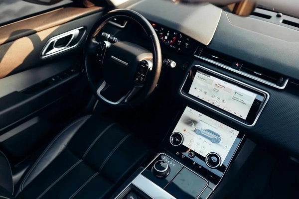 Land Rover Range Rover Velar P250 S 2018 - American Specs