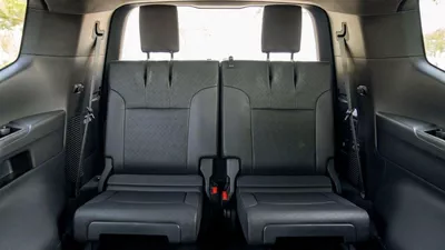 Toyota Land Cruiser GR SPORT GR-S LC300 GR SPORT 3.3D AT MY2023 – BLACK-18
