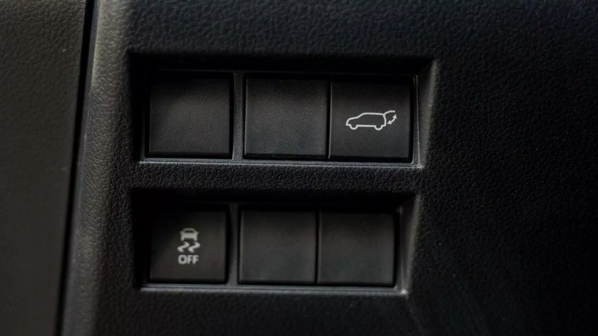 Toyota Land Cruiser GR SPORT GR-S LC300 GR SPORT 3.3D AT MY2023 – BLACK-12-0