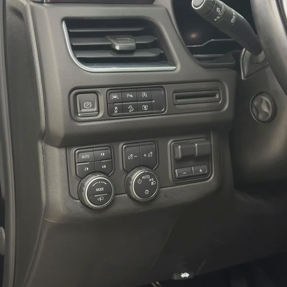 2023 Chevrolet Tahoe Z71-13-13