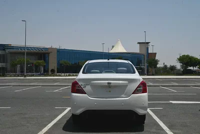 450 AED/0% DP - APPLE CARPLAY + BACK CAMERA - NISSAN SUNNY SV 2022 - GCC SPECS-3