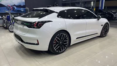 Zeekr 001 STANDARD-7