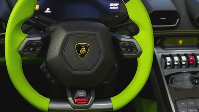 2018 - Lamborghini Huracan Evo - V10 for 660,000.00 AED-12