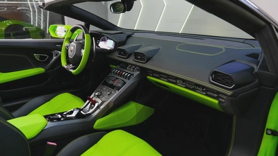 2018 - Lamborghini Huracan Evo - V10 for 660,000.00 AED-17
