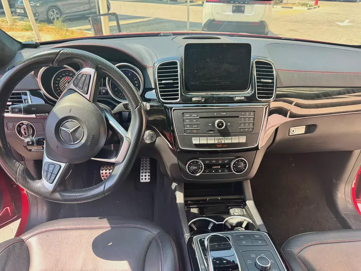 Mercedes-Benz GLA 450 AMG 4MATIC+ | Agency maintain Cash, Bank & Without bank-5-5