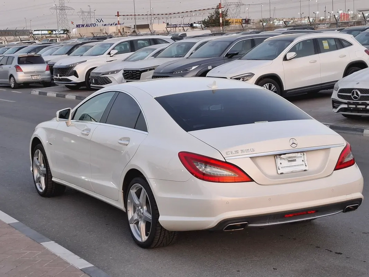 MERCEDES-BENZ CLS350-5-5