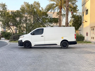 Peugeot Partner Van Long Body 2018 - GCC Specs - Reliable and Practical-7