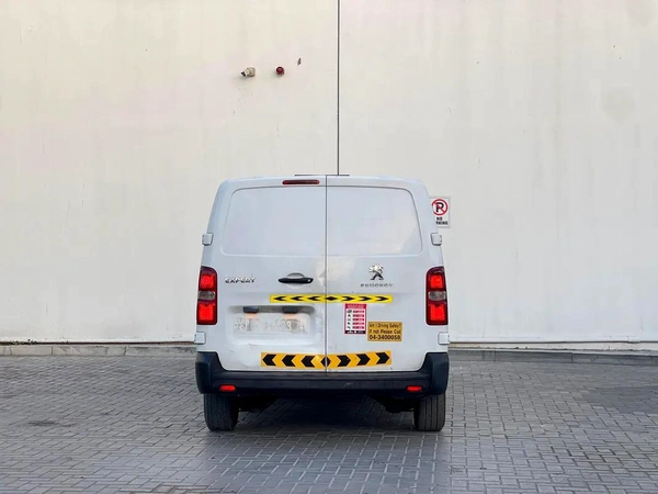 Peugeot Partner Van Long Body 2018 - GCC Specs - Reliable and Practical