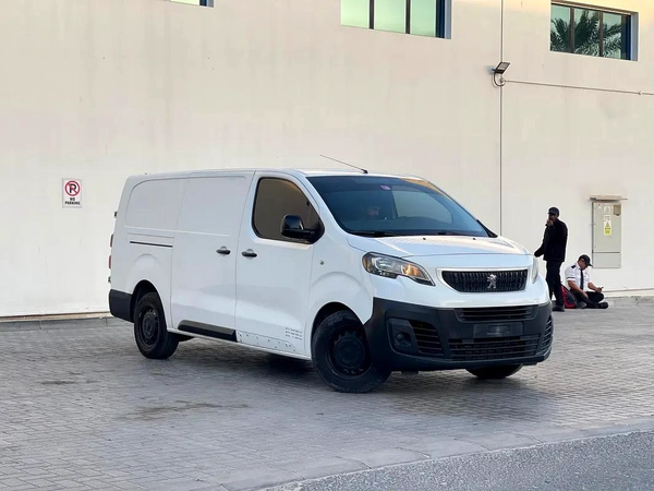 Peugeot Partner Van Long Body 2018 - GCC Specs - Reliable and Practical