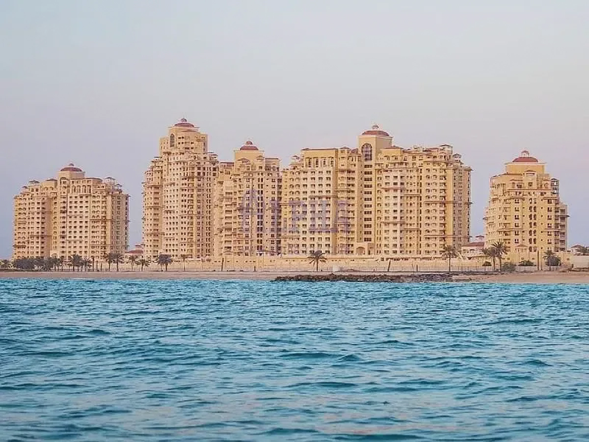 Great Property Investment! Studio Sea view-1-1