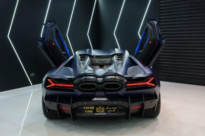 Lamborghini Revuelto-9