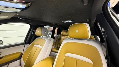 Rolls Royce Cullinan STD Rolls Royce Cullinan Silver Badge - 2025 - Bespoke Color Edition-10