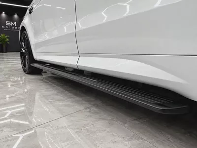 Black Edition | Land Rover Warranty/Service - 10.2028 | Al Tayer GCC-13