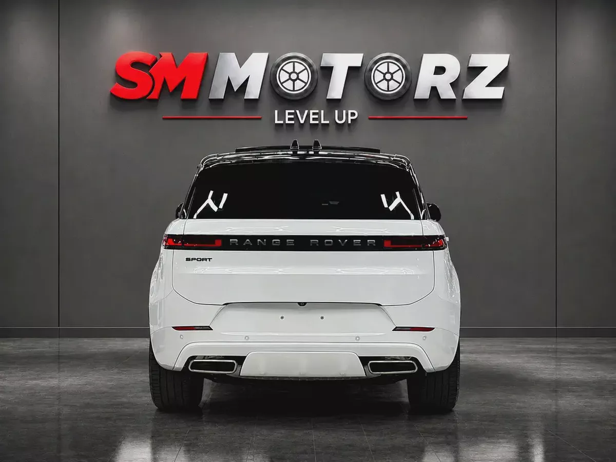 Black Edition | Land Rover Warranty/Service - 10.2028 | Al Tayer GCC-2-2