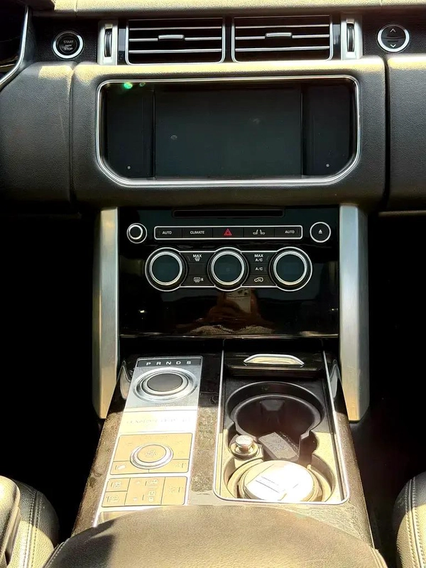 Land Rover range rover hse 5.0l v8 – 510 hp | 2016 | gcc specs