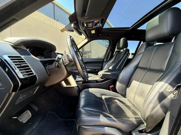 Land Rover range rover hse 5.0l v8 – 510 hp | 2016 | gcc specs