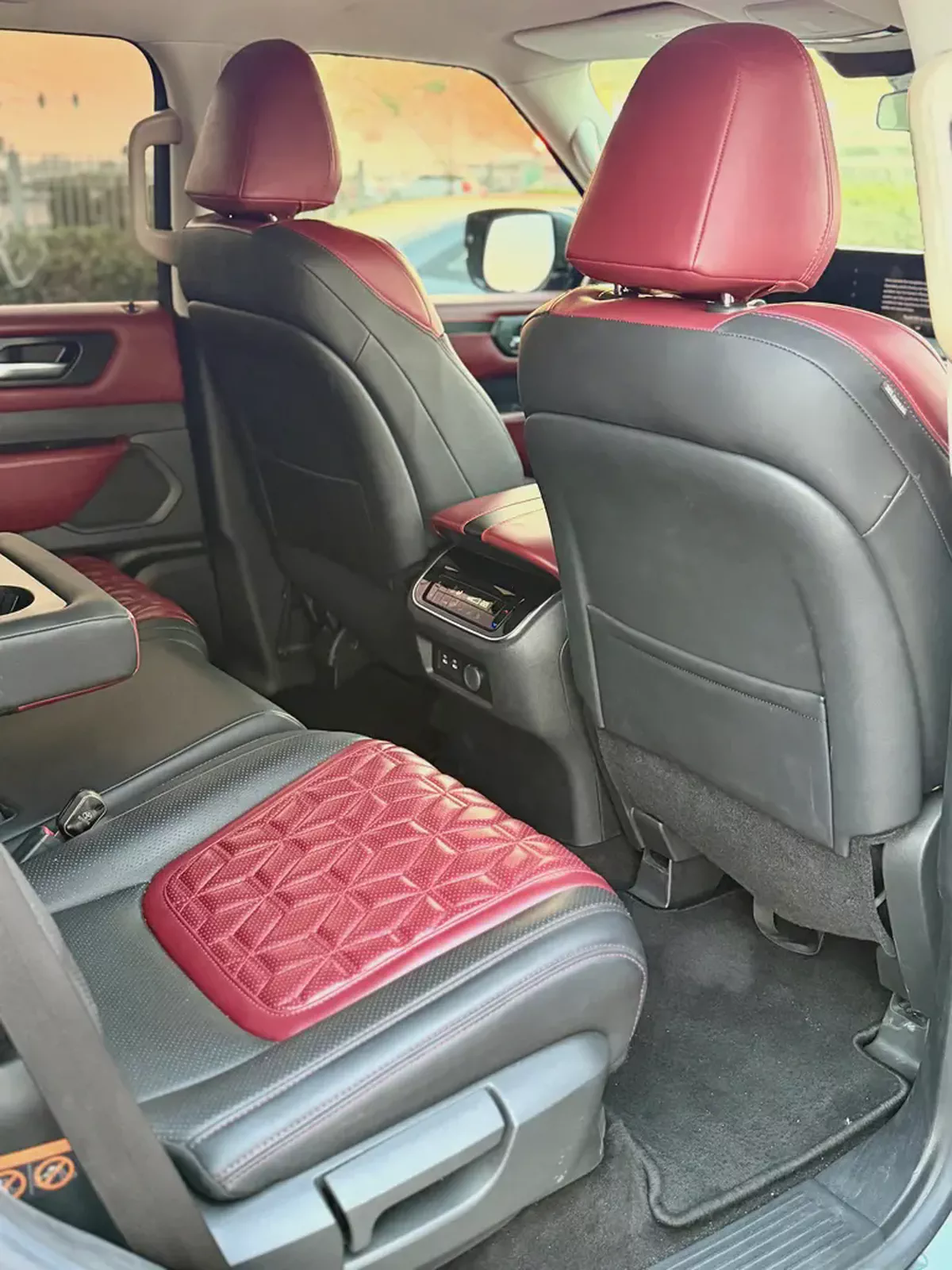 2025 Nissan Patrol SE / GCC Specs / with 31,565 Km Driven-13-13
