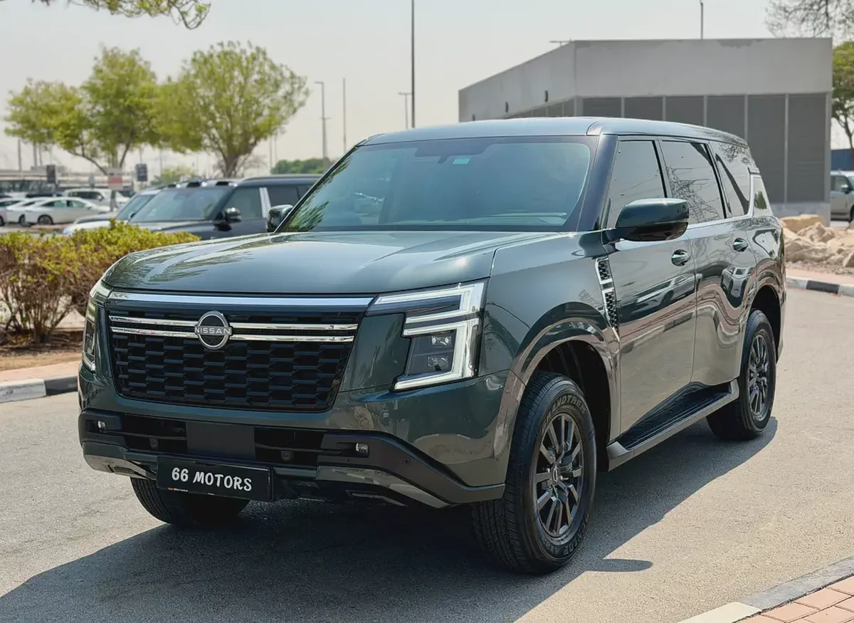 2025 Nissan Patrol SE / GCC Specs / with 31,565 Km Driven-2-2