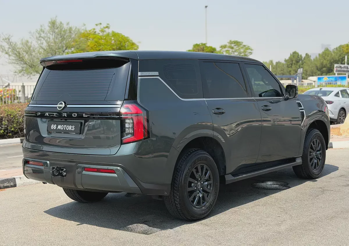2025 Nissan Patrol SE / GCC Specs / with 31,565 Km Driven-5-5