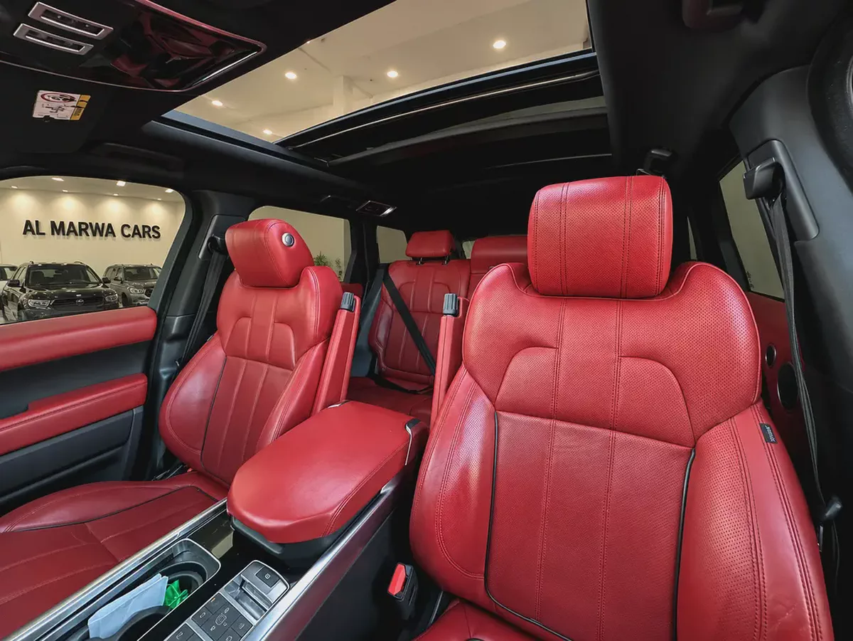 Land Rover Range Rover Sport HSE 2016 | GCC Specs | Pristine Condition-9-9