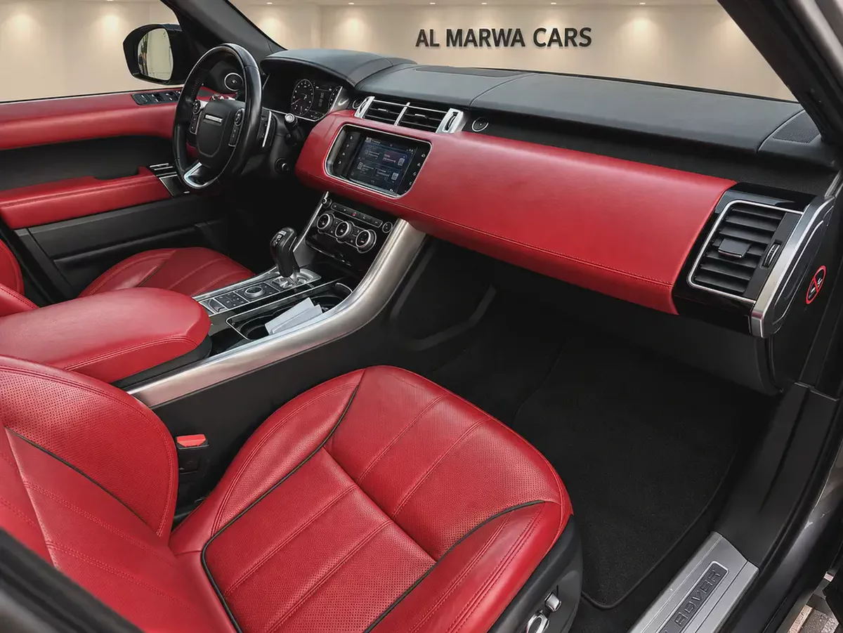 Land Rover Range Rover Sport HSE 2016 | GCC Specs | Pristine Condition-10-10