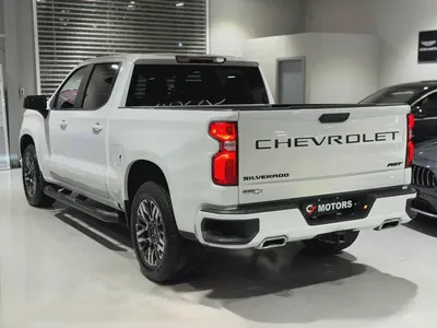 Chevrolet Silverado 1500 RST | 2024 | low mileage | Pristine Condition-6