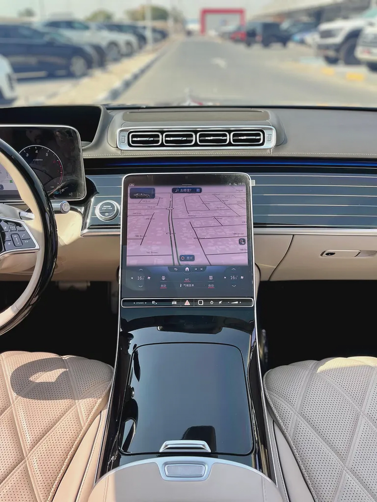2022 Mercedes-Maybach S-Class S 680 GCC Specs in Dual Tone Color-9-9