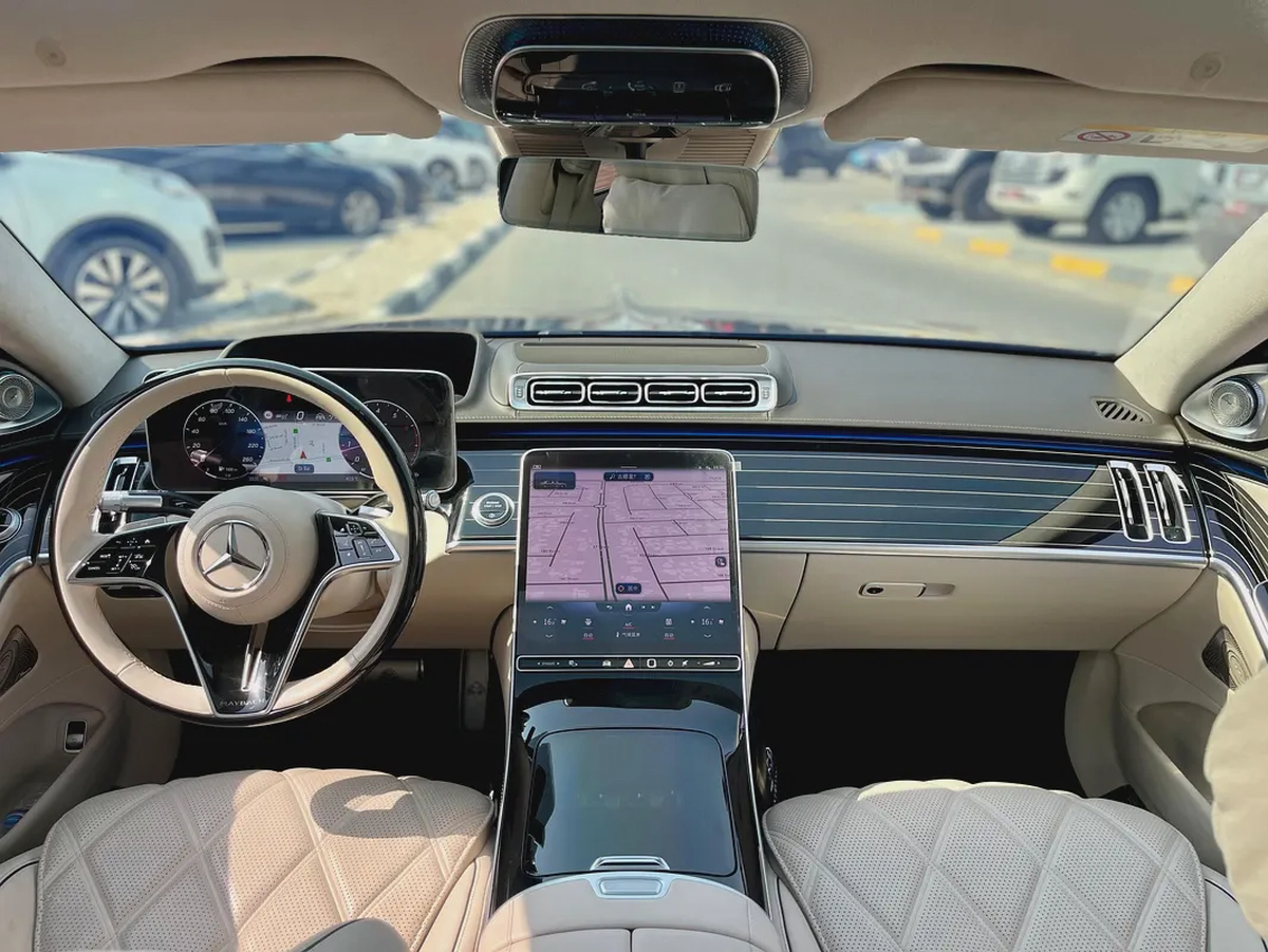 2022 Mercedes-Maybach S-Class S 680 GCC Specs in Dual Tone Color-10-10