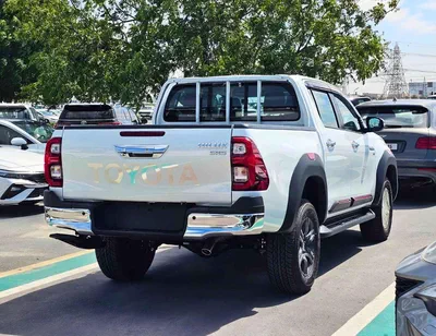 Toyota Hilux GLX SR5 TRD || WOOD INTERIOR W VISOR | 4.0L PETROL V6 4WD | BLIND SPOT | DIFFLOCK | DVD+CAMERA | READY S-4