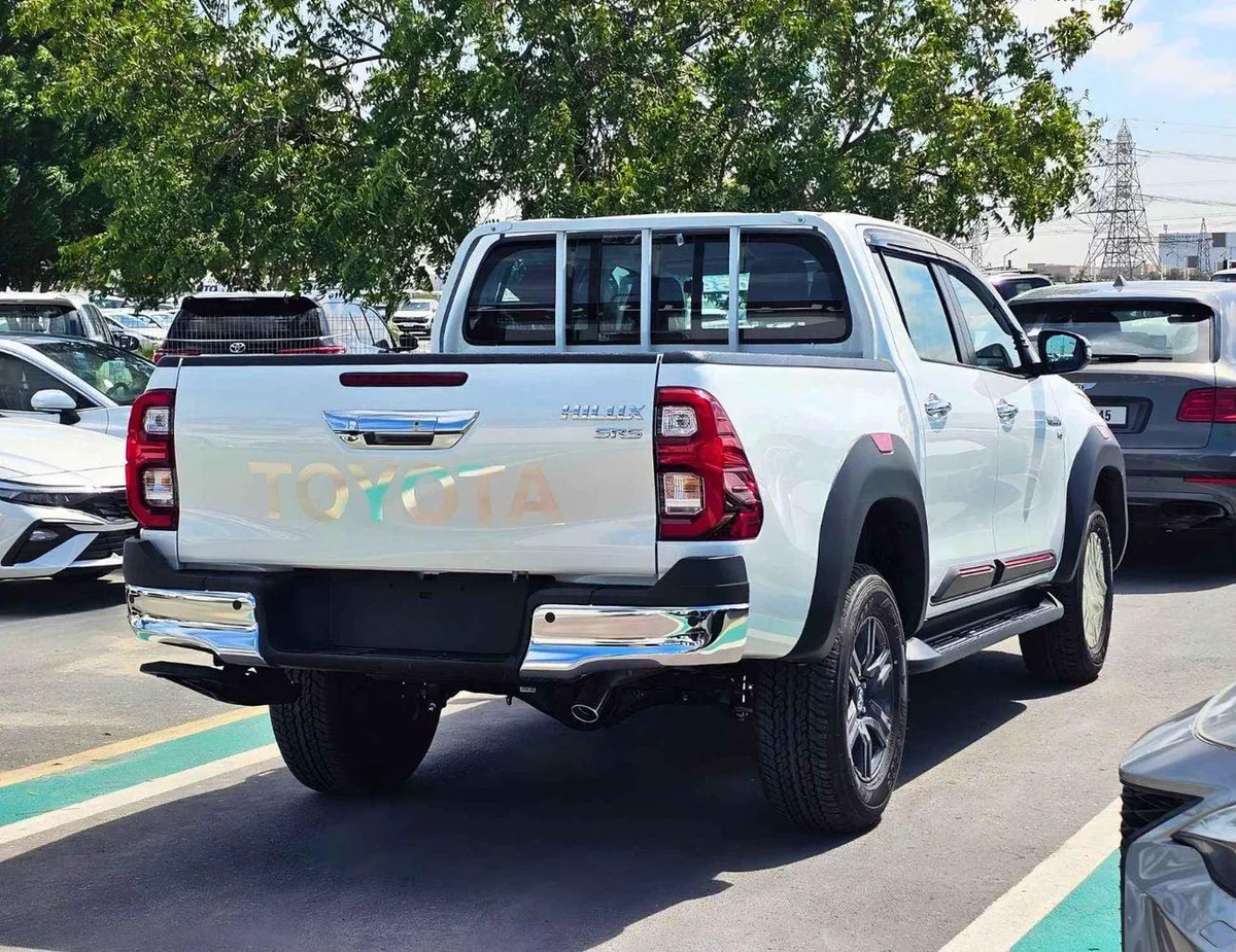 Toyota Hilux GLX SR5 TRD || WOOD INTERIOR W VISOR | 4.0L PETROL V6 4WD | BLIND SPOT | DIFFLOCK | DVD+CAMERA | READY S-4-0